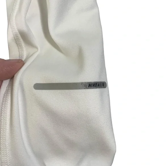 Nike Women's Running White Long Sleeve Dry Fit Tee Size S/P - Picture 7 of 7